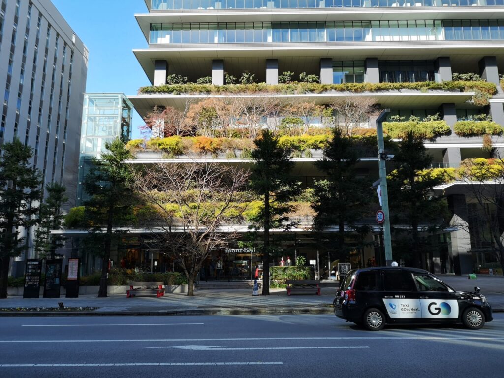 京橋のモンベル